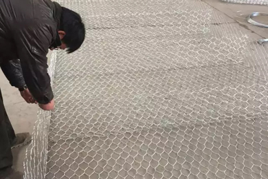 鋅鋁合金石籠網(wǎng)